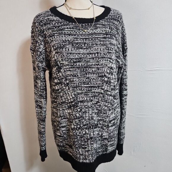 Romeo & Juliet Couture Crewneck Sweater Black And White, women's L, Preppy, Goth - Picture 1 of 9